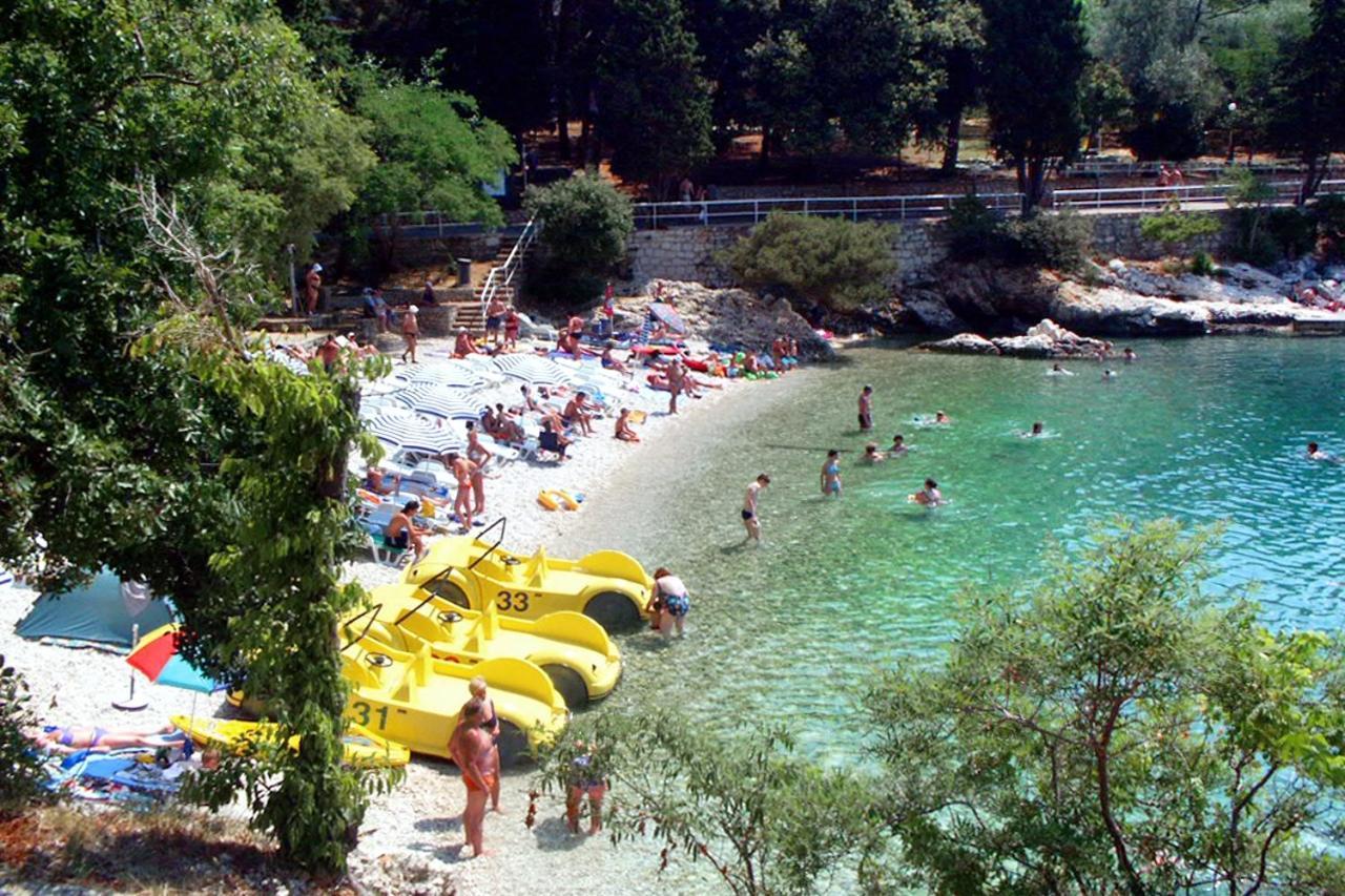 Apartments With A Parking Space Rabac, Labin - 7410 Экстерьер фото