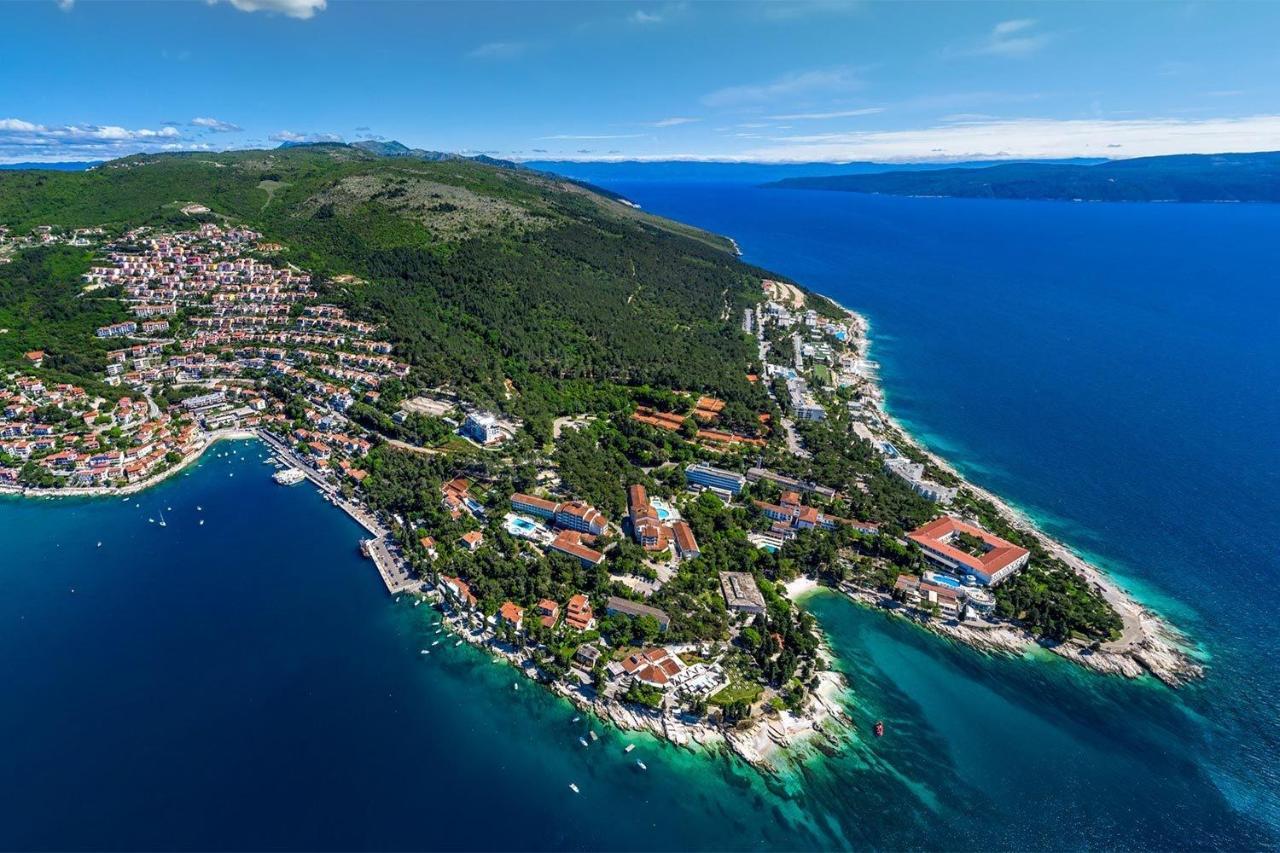 Apartments With A Parking Space Rabac, Labin - 7410 Экстерьер фото