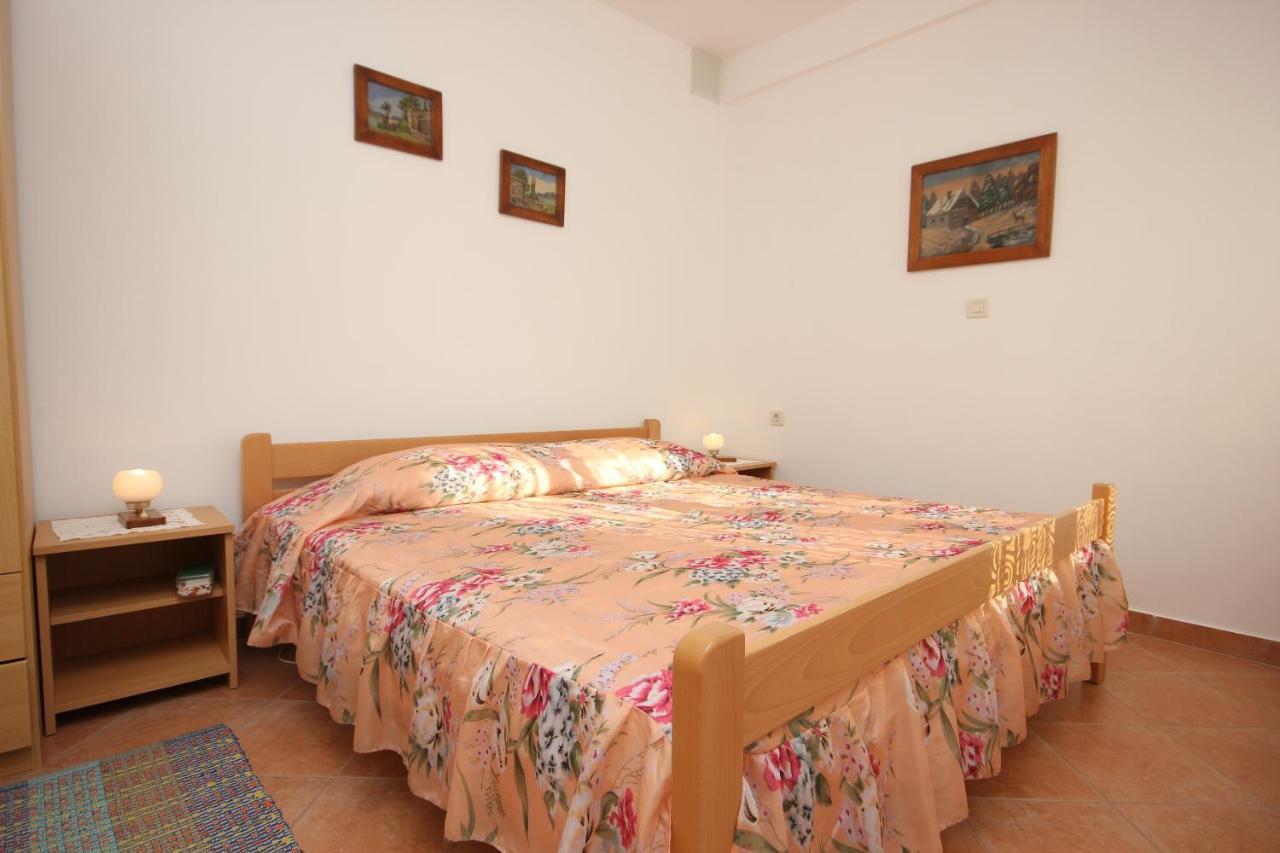 Apartments With A Parking Space Rabac, Labin - 7410 Экстерьер фото