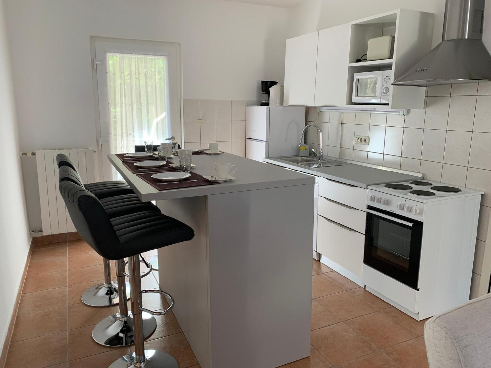 Apartments With A Parking Space Rabac, Labin - 7410 Номер фото
