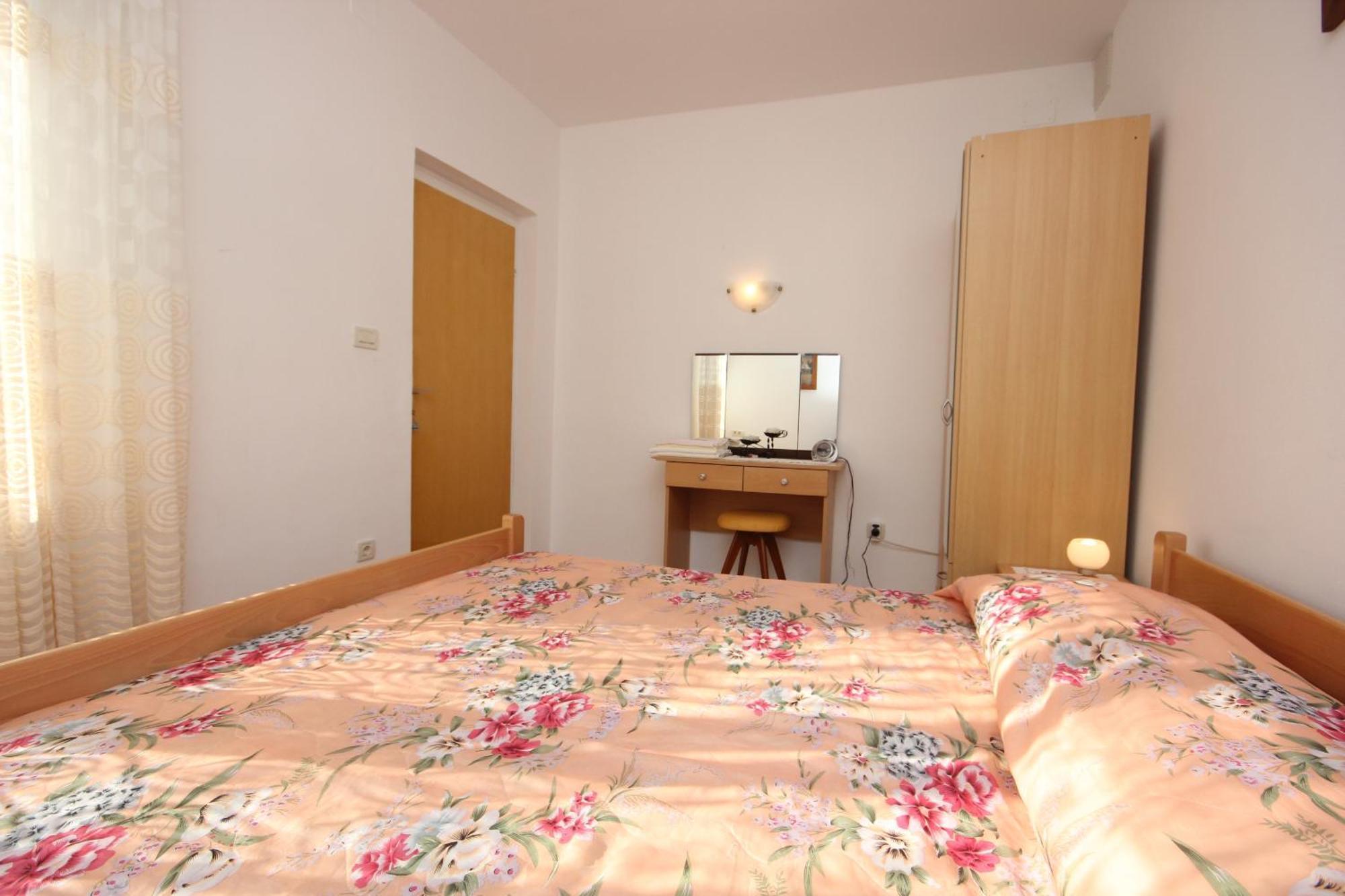 Apartments With A Parking Space Rabac, Labin - 7410 Номер фото